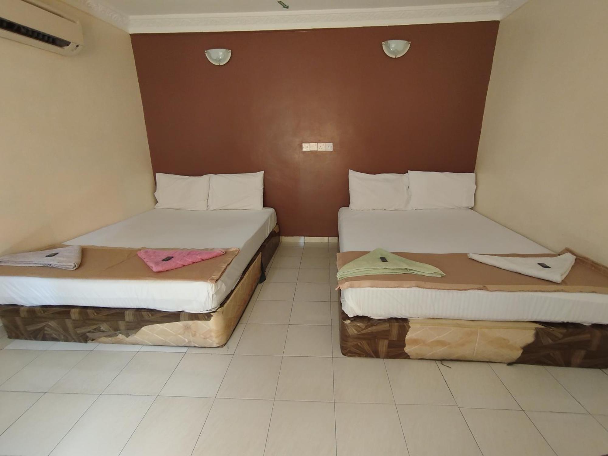 Sentosa Villa Hotel Klang Kültér fotó